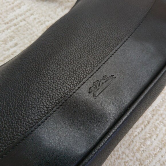 Vintage Longchamp Black Pebbled Leather Crossbody with Gold Hardware - Picture 2 of 12